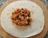 Foto del paso 4 de la receta: Piadina de pollo con calabacín y tomate cerrada