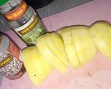 Foto langkah ke 1 dari resep Potato Wedges Panggang Teflon.