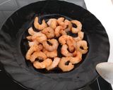 Foto del paso 1 de la receta: Cous cous al pimentón con gambas