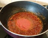 A picture of step 12 of Saag Chicken or Palak Murg.
