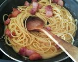 Foto del paso 3 de la receta Salsa carbonara Auténtica, con espagueti