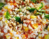 Foto del paso 4 de la receta: Ensalada de arroz con castañas asadas, zanahorias, mango y canónigos