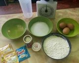Foto langkah ke 1 dari resep Bolu kukus energen.