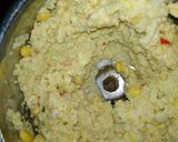 A picture of step 2 of Chana dal bhajiya.