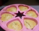 A picture of step 2 of Fruit heart muffins made with wheat and oats.