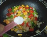 A picture of step 4 of Farfalle Pasta With Red Sauce.