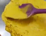 A picture of step 3 of Besan ke Ladoo.