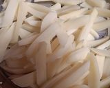 A picture of step 1 of Bhindi aloo.