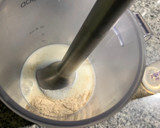Foto del paso 3 de la receta: Bibe para desayuno de mateo con bollito