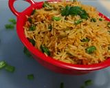 शेजवान फ्राइड राइस रेसिपी (schezwan fried rice recipe in marathi) रेसिपी स्टेप 4 फोटो 