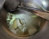 A picture of step 2 of Dal makhani.