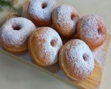 Foto langkah ke 10 dari resep Donat maizena.