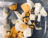 Foto del paso 1 de la receta: Lentejas con huevo y chicharrón
