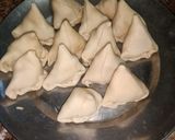 मिनी समोसा(Mini samosa in Hindi) रेसिपी चरण 4 फोटो