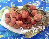A picture of step 1 of Lychee Shake.