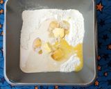 A picture of step 3 of Fried pan cake and Carrot sauce.