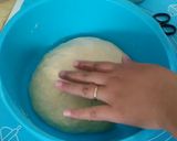 Foto langkah ke 5 dari resep Pizza Homemade.