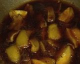 कच्चे आम की खट्टी मीठी सब्जी (kacche aam ki khatti meethi sabzi recipe in Hindi) रेसिपी चरण 3 फोटो
