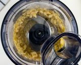 A picture of step 1 of Banana Cake.