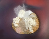 Foto del paso 1 de la receta: Keto - Pancitos de harina de semillas sin huevo