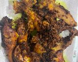 Foto langkah ke 3 dari resep Ayam goreng ungkep bumbu kuning.