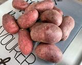 Une image de l'étape 1 de Gratin acidulé de pommes de terre au lard et blettes.