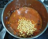Une image de l'étape 2 de Pois chiches à la catalane.