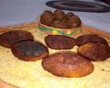 মুগের ডালের ভাজা পিঠে (moong dal bhaja pithe recipe in Bengali) রেসিপির ধাপ 6 ছবি
