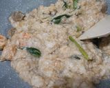 Foto langkah ke 3 dari resep Bubur Goreng Udang.