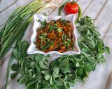 A picture of step 3 of Lasooni Fenugreek.
