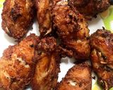 รูปขั้นตอนการทำที่ 4 ของ ปีกไก่ทอดกระเทียมพริกไทย