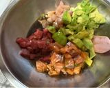 A picture of step 4 of Poke Bowl.