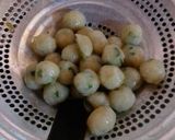 Foto langkah ke 5 dari resep Cilok Bumbu Kacang Enak.