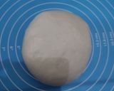 Foto langkah ke 3 dari resep (Sourdough Discard) Homemade Pizza - Sosis & Bakso.