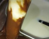 Foto langkah ke 3 dari resep Es Lilin Susu Cokelat.