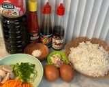 Foto langkah ke 1 dari resep Nasi Goreng Selimut Merah Putih.