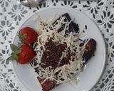 Foto langkah ke 4 dari resep Pisang Bakar Topping Keju, Coklat dan SKM.