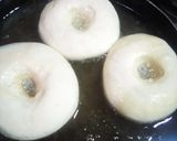 A picture of step 7 of Fluffy doughnuts.