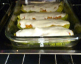 Foto del paso 4 de la receta: Zapallitos rellenos gratinados con salsa bechamel