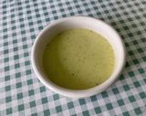 Une image de l'étape 8 de Sauce salade épicée au basilic, moutarde, ail et citron.