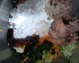 Foto langkah ke 1 dari resep Gyoza Sayur Daging Sapi.