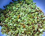Foto langkah ke 1 dari resep Buntil Daun Pepaya Teri Medan Tanpa Pahit.