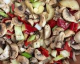 🥒🌶️Ázsiai zöldséges rizstészta 🐓 recept fázis 2 fotója