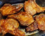 Foto del paso 4 de la receta: Chuleta al horno a la bbq🌺