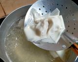 Foto langkah ke 8 dari resep Pentol Bakso Tanpa Tepung (1 adonan untuk 4 varian).
