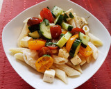 Foto del paso 3 de la receta: Pasta con Pepino, Tomates Cherry y Albahaca