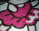 Foto langkah ke 10 dari resep Tart ultah hello kitty simple.