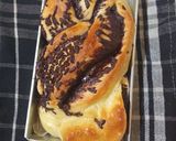 Foto langkah ke 5 dari resep Roti Kepang.