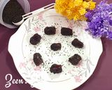 A picture of step 3 of Chia Seeds covered Dates.