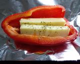 Foto del paso 1 de la receta: Morrones con queso y huevo al horno